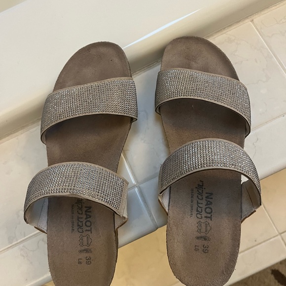 Women’s Naot sandals size 39 - Picture 4 of 5